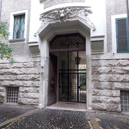Holiday House Roma Vaticano ภายนอก รูปภาพ